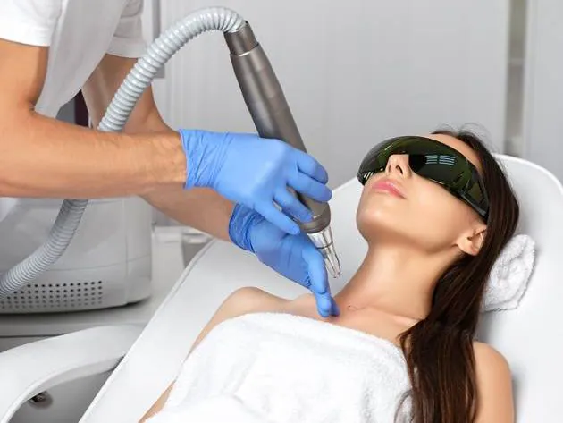 Laser hair removal treatment at an aesthetic clinic in Dubai